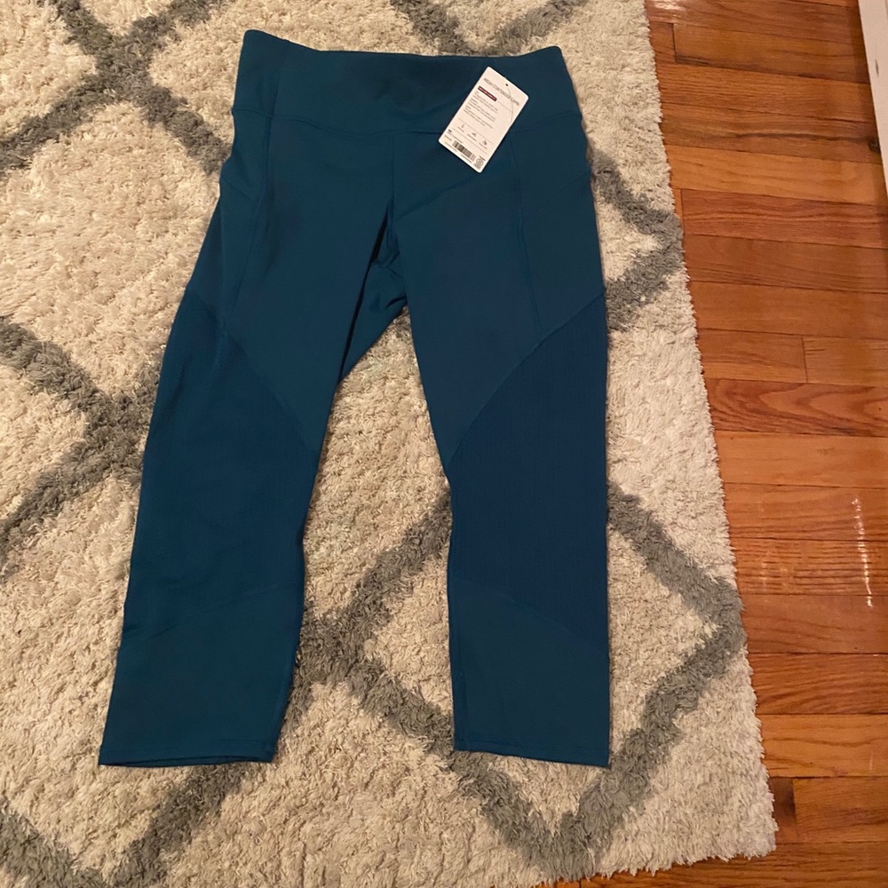 Athleta workout pants *Never been worn*